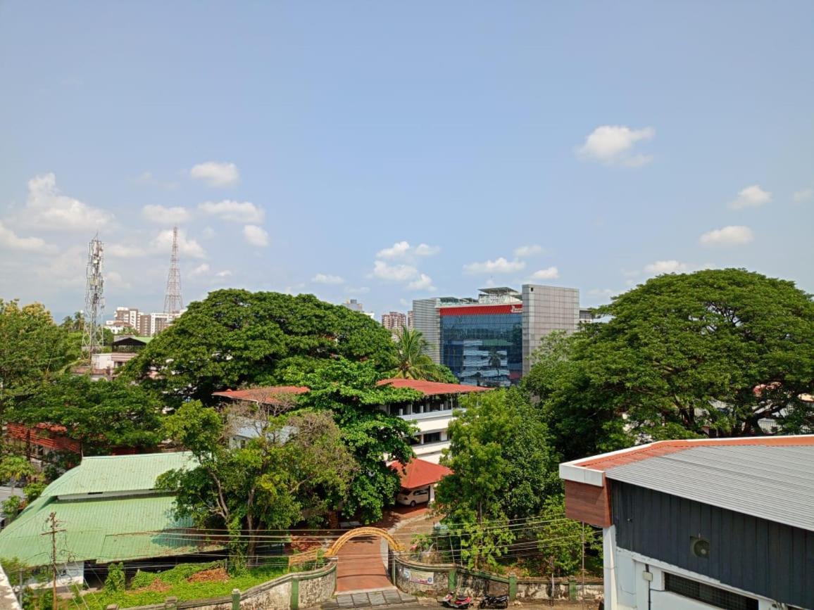 Alite Enclaves Fully Furnished Apartments Thrissur Extérieur photo